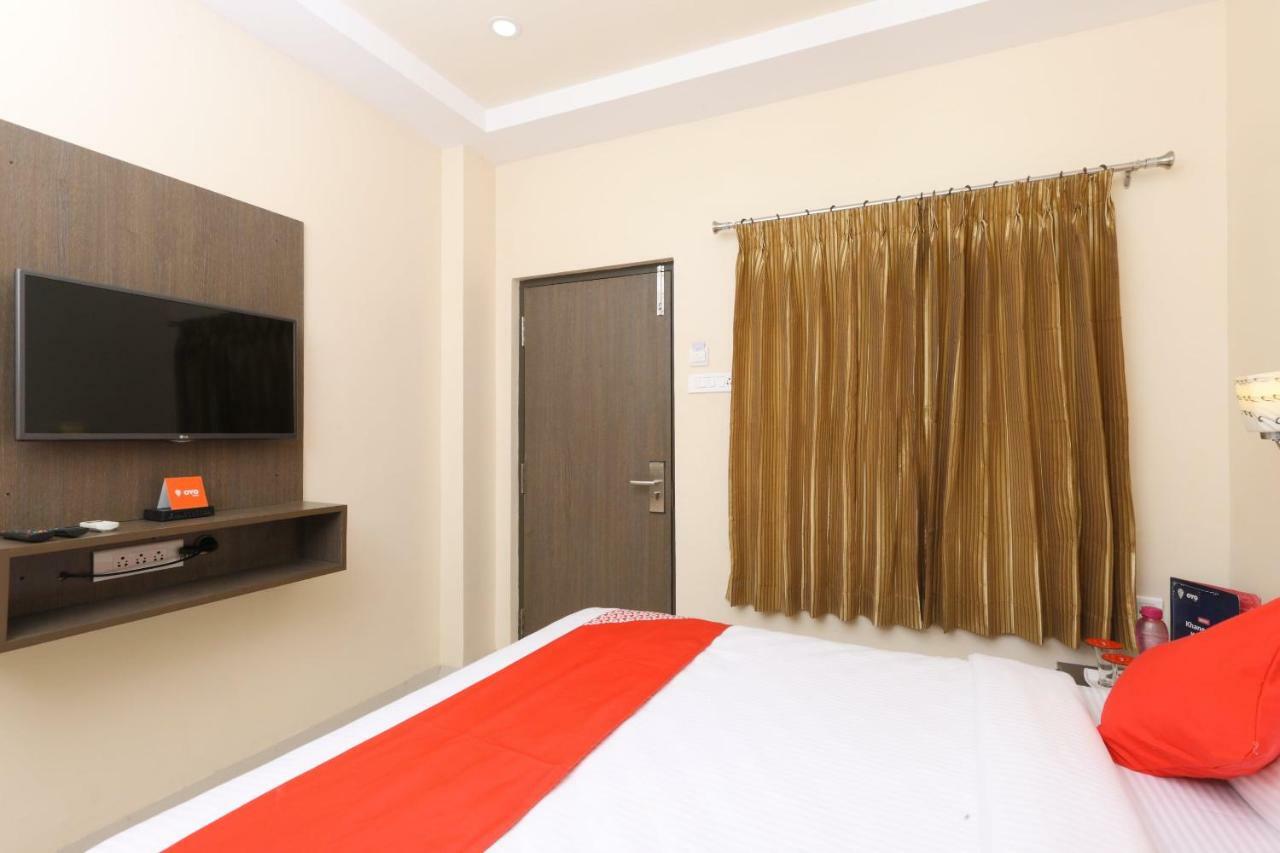 Oyo 14934 Kalyani Grand Hotel Csennai Kültér fotó